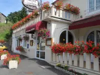 Logis Hotel Restaurant du Commerce Hotels in Falaise