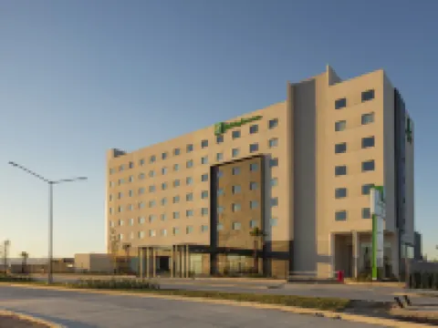 ฮอลิเดย์ อินน์ แอนด์ สวีทส์ อากวัสกาเลียนเตส บาย IHG โรงแรมในอากวาสกาเลียนเตส