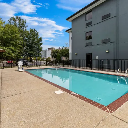 Clarion Pointe Franklin - Nashville Area