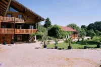 Wampendobler Paradies Hotels in Arnstorf