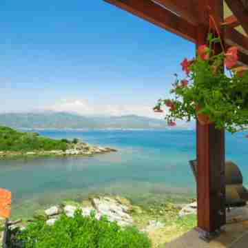 Sea view studio with balcony and private beach Rooms