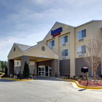 Fairfield Inn & Suites Atlanta Suwanee Hotels near EE Robinson Pickleball Courts