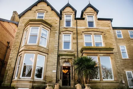 HY Hotel Lytham St Annes