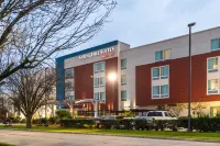 克利夫蘭比奇伍德萬豪SpringHill Suites 飯店 Eddie V. Gray Wetlands Center附近的飯店