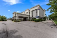Hampton Inn Columbus-I-70 E/Hamilton Rd Hotels in Columbus