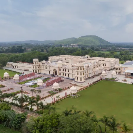 Kesarbagh Palace