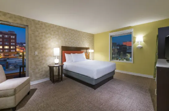 Home2 Suites by Hilton - Kansas City Downtown Hotels near Union Station Kansas City