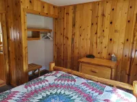 L Diamond E Guest Cabin #2. Rural Luxury close to everything.