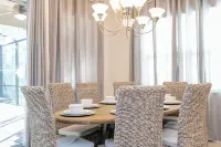 Magical 7Br Resort Home • Movie Theater, Game Room & More!