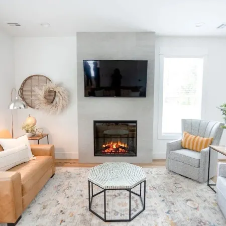 New Construction, walking distance to shops an restaurants in the Rose District!