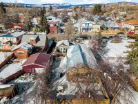 The Cottage on Mill street with Hot Tub - 3 stjerner