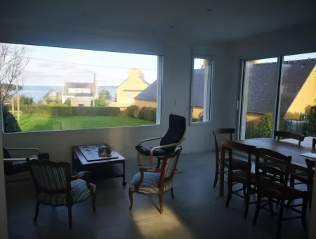 Maison vue sur mer Avec Jardin Отели в г. Карантек