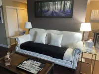 Cheerful, Quiet, Clean and Safe Condo near the San Gabriel Mountains in Azusa.