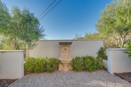 Foothills Luxury Casita with Private Pickleball Court