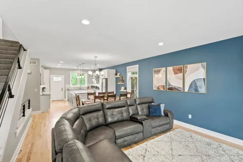 Family Fun! 17,000 Game Arcade, Sleeps 12, Walk to the Lake