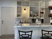 Adorable cottage with modern style , we welcome you to your temporary home!
