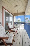 BEACH TOWNHOUSE --Pet Friendly <br>“Redfish”