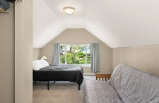 Garland District Modern House - 7 min to Downtown!