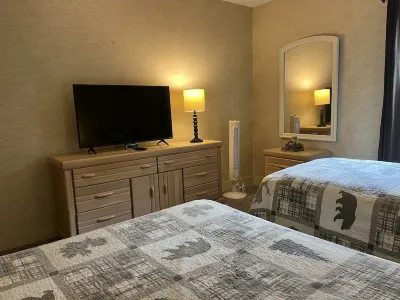 Relax and unwind Townhome in Snow Ridge Village at Jack Frost mtn in the Poconos Hotels near The Poconos Farm Market