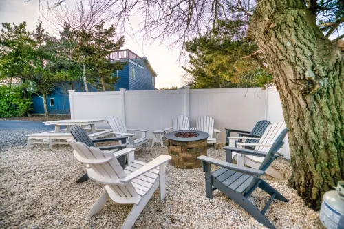 Beachside 8Br • 1 Block from Ocean • Family & Wedding Friendly – Year Round Hotels in Surf City