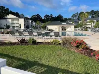 Blue Haven-Beach Condo with Pool and Hot Tub キャロライナ・フォレストのホテル