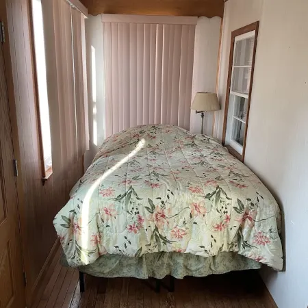 Cozy home within walking distance to Delaware Bay perfect for family