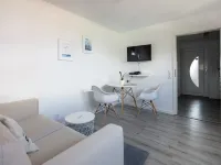 Apartment Backbord in Schillg, walking distance to the beach, WLAN, parking, Sky Hotels in Schillig