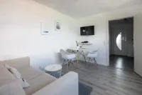 Apartment Backbord in Schillg, walking distance to the beach, WLAN, parking, Sky
