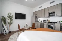 Exquisite Studio l DT Birmingham w Private Balcony