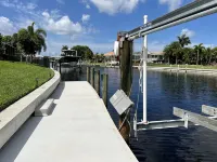 A Happy Place waiting for you. Just 7 minutes away from Fisherman’s Village!