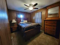 3-bedroom, fully-furnished home in the country w/enclosed backyard