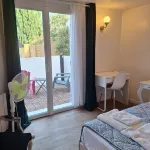Location Avec Piscine au Cœur de la Provence