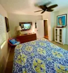 Amazing Palm Beach RETRO Hot Tub Pool Arcade Tropical Home -  Apartamentos vacacionales