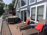 Treasure Lake Home, hot tub, partial Lake view and walking distance to beach