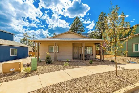 Mt. Elden Adventure Отели в г. Коконино