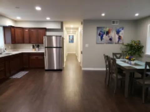 Ridgeland Retreat/ Street level Apt easy access