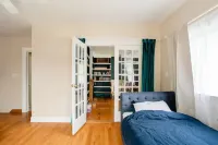 Spacious Farmhouse near Belleayre - Sleeps 14