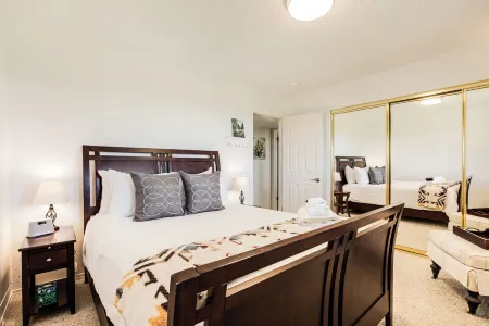 Red Hills Horizon: A Two Bedroom Suite with Hot Tub