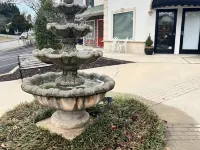 Haven at Hazel ~ Downtown Studio, stylish and centrally located on the square. Hotele w: Demorest