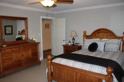 Farmhouse on Beautiful Bison Farm