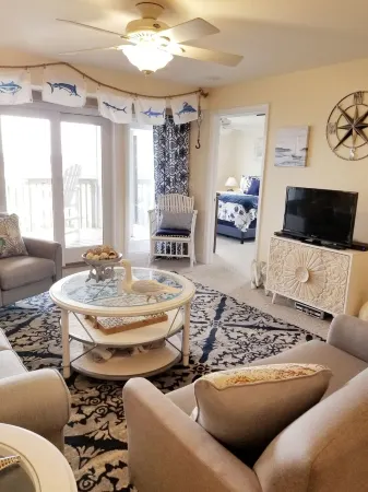 Ocean & Sound View! Linens Provided! Specials! Complimentary Amenities!