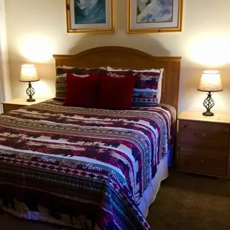 Highest Rated, Lowest Rates in Snow Blaze: 2/2, A/C, Pool, Hot Tub, Gym, Firepit