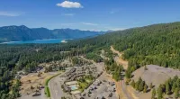 Roslyn Ridge Get-A-Way w/ hot tub