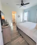 "Peachy Keen" 3BD Pool & Spa Cottage Near Disney