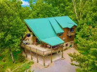 Beautiful Mountain Views - Sleeps 15, 5BR/6BA Hot Tub No Pets on 3 acres