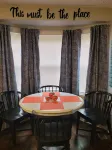 IDA'S COTTAGE...Close to caves and lakes.Beautiful decor...Simply the best!