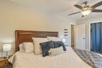 Spacious 4 Bedroom/2 Bath home/WiFi/Garage Parking/Backyard/Beautiful Kitchen Hotels near Night Stalkers Haunted Trail