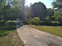 House sleeps 6. Just 5 minutes Patoka Lake boat ramp. Anglers Welcome!