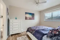 OB Cottage w outdoor patio / 3 min to the beach