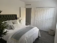Sunshine Home by largest natural Warm Mineral  Springs and best Florida beaches Hotels near Warm Mineral Springs Park